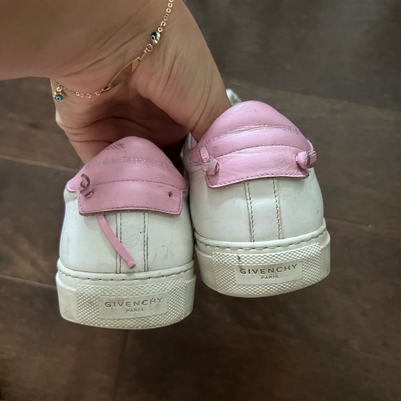 Givenchy shoes - Picture 2 of 3